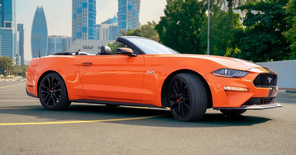 1, 2, 3 Or 5-Hour Supercar Rental With Complimentary Photography Dubai car Shop Online at Dubai Trades 4