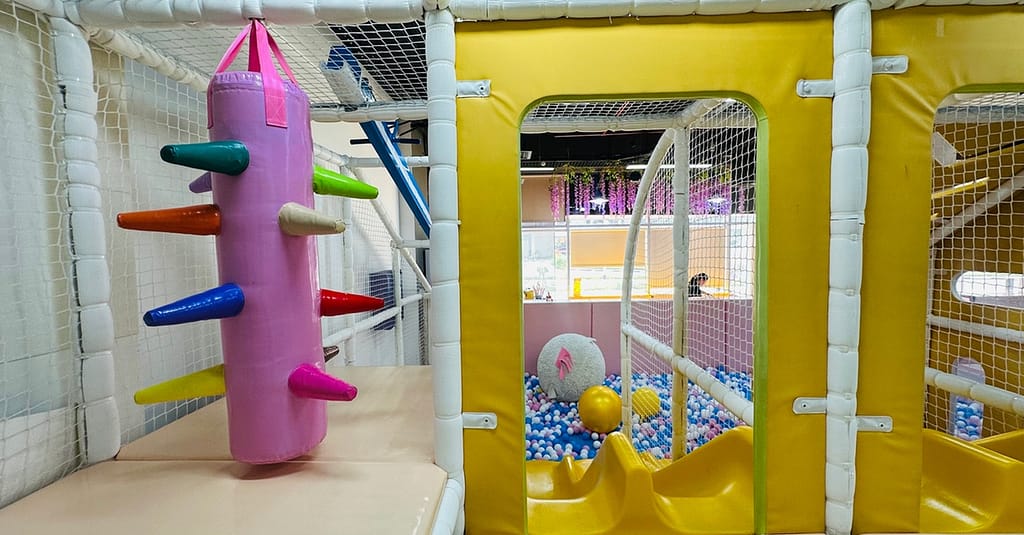 1, 2 Or 3 Hours Or Day Pass Of Play Area Access For 1 Child Dubai activities Shop Online at Dubai Trades 7