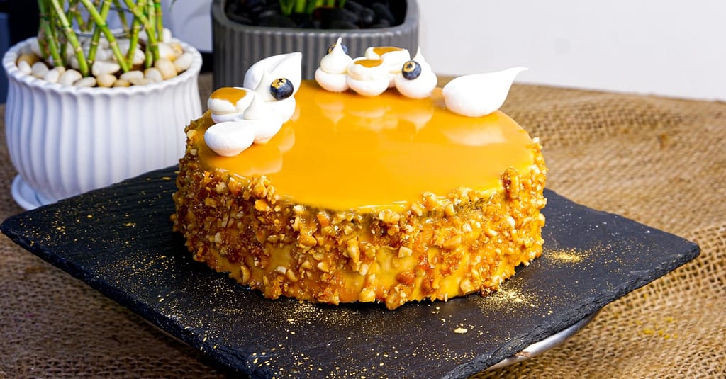 1, 2 Or 3 Kg Cake Of Choice At 4* Filaments At Southern Sun Abu Dhabi restaurants Shop Online at Dubai Trades 6