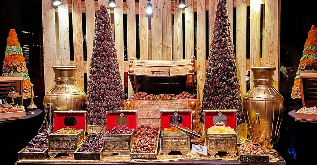 1001 Arabian Nights Themed Dinner Buffet With Live Stations Abu Dhabi restaurants Shop Online at Dubai Trades 7