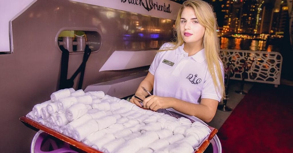 3-Hour Megayacht 5* Dinner + Drinks: Child (Aed 199), Adult (Aed 249) Dubai restaurants Shop Online at Dubai Trades 13