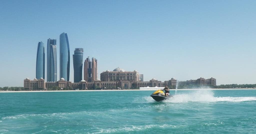 30-/60-/90-Minute Jet Ski Rental At Al Raad Jet Ski Rental Abu Dhabi activities Shop Online at Dubai Trades 4
