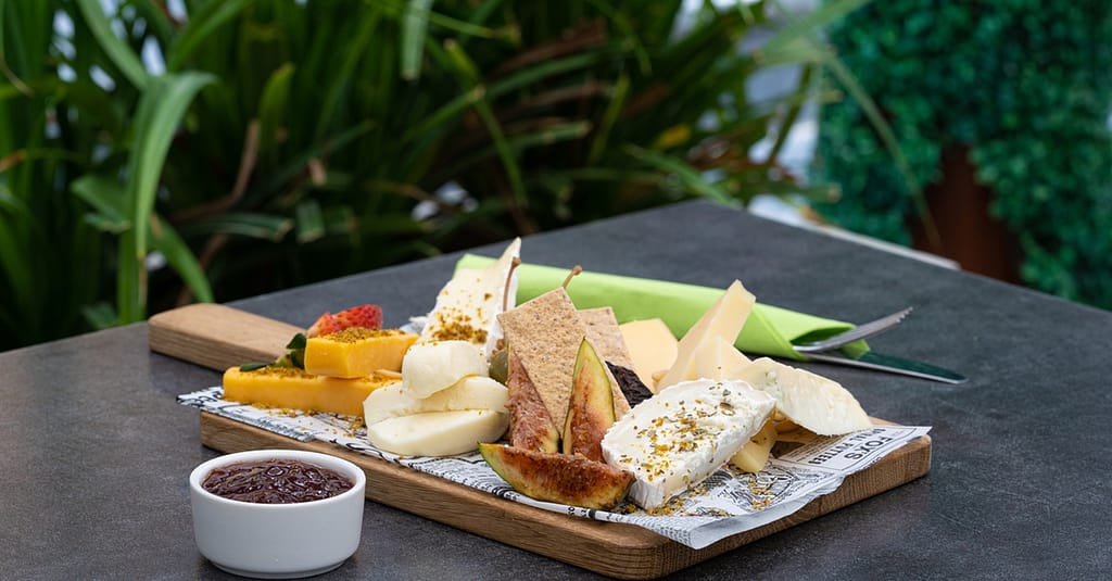 4* Premium Dinner Buffet With Marina Views (Child Aed45, Adult Aed89) Dubai restaurants Shop Online at Dubai Trades 8