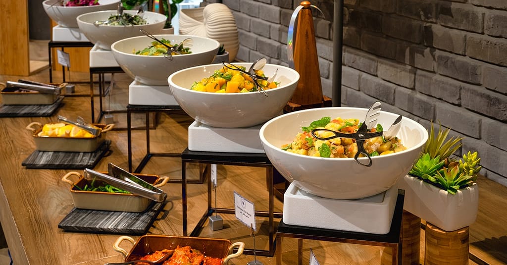 4* Premium Dinner Buffet With Tea/Coffee And Optional House Beverages Dubai restaurants Shop Online at Dubai Trades 10