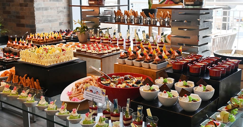 4* Saturday Brunch + Beverages, Live Stations & More: Child Or Adult Dubai restaurants Shop Online at Dubai Trades 11
