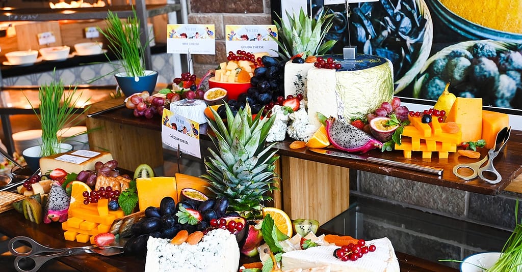 4* Saturday Brunch + Beverages, Live Stations & More: Child Or Adult Dubai restaurants Shop Online at Dubai Trades 4