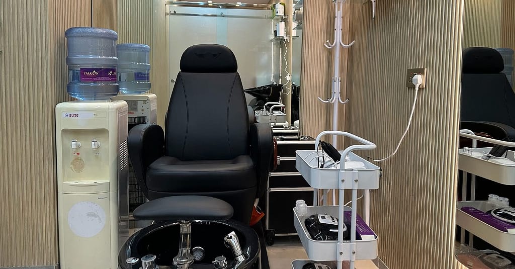 Get Classic Or Gelish Manicure, Pedicure Or Acrylic Nail Extensions! Dubai other Shop Online at Dubai Trades 7
