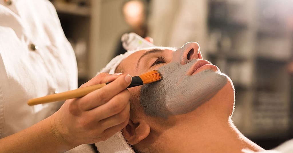 45-Minute Facial Dubai other Shop Online at Dubai Trades 2