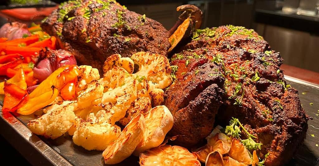 5* Dinner W/ Beverages For Child (Aed 59) Or Up To 4 Adults (Aed 139) Abu Dhabi restaurants Shop Online at Dubai Trades 8