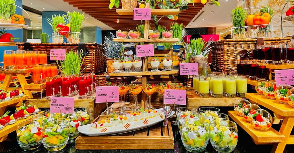5* Dinner W/ Beverages For Child (Aed 59) Or Up To 4 Adults (Aed 139) Abu Dhabi restaurants Shop Online at Dubai Trades 2