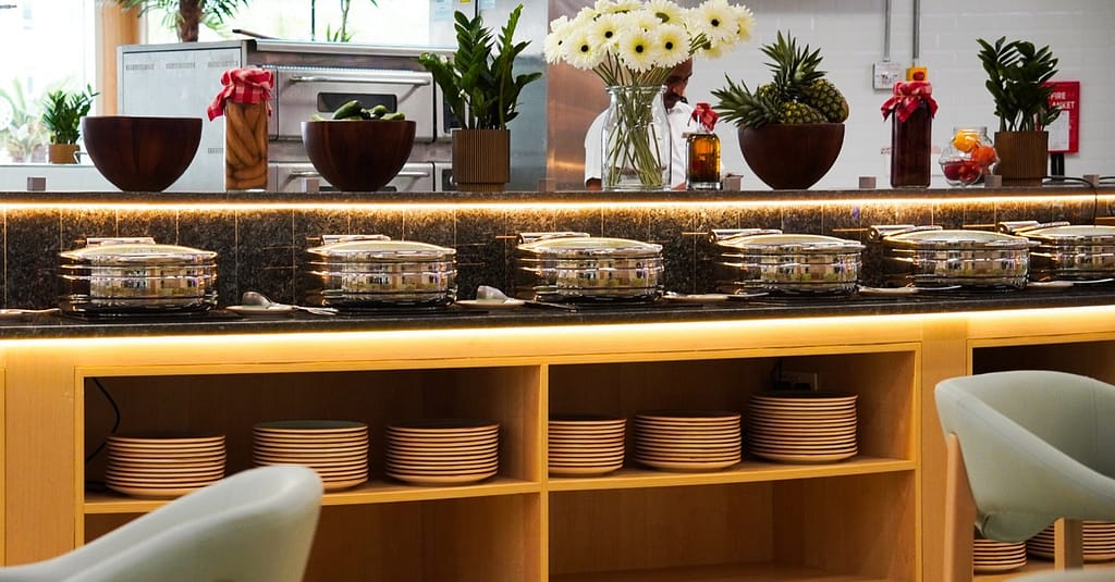 5* International, Mediterranean Or Italian Theme Night With Beverages Dubai restaurants Shop Online at Dubai Trades 6