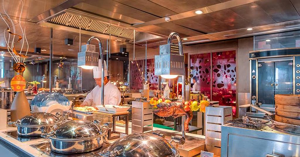 5* Saturday Brunch And: Child (Aed 137) Or Adult (Aed 274) Abu Dhabi restaurants Shop Online at Dubai Trades 2