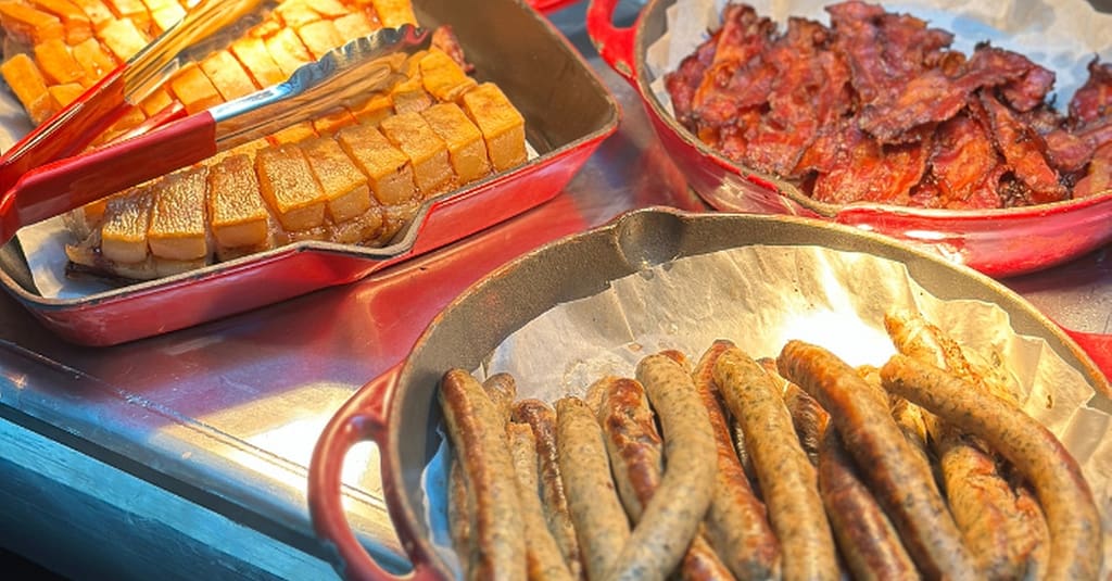 5* Saturday Brunch With Soft Or House Beverages For 1, 2, Or 4 Adults Dubai restaurants Shop Online at Dubai Trades 11
