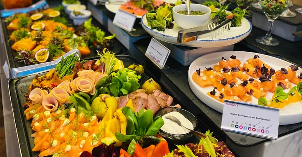 5* Saturday Brunch With Soft Or House Beverages For 1, 2, Or 4 Adults Dubai restaurants Shop Online at Dubai Trades 6