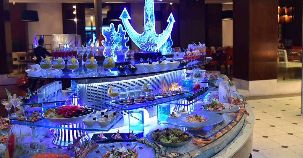 5* Sunday Brunch With Drinks: Child (Aed 79), Adult (Aed 159) Dubai restaurants Shop Online at Dubai Trades 6