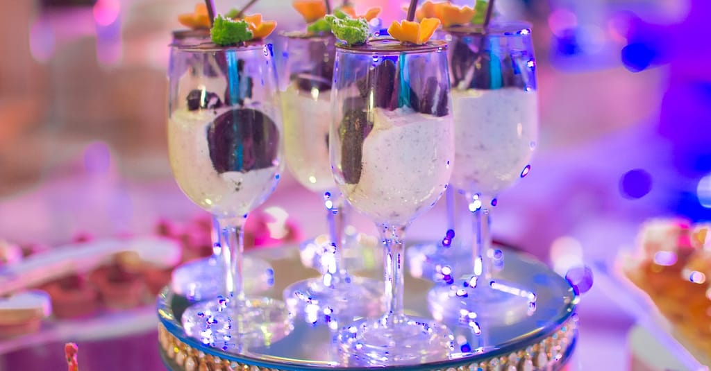 5* Sunday Brunch With Drinks: Child (Aed 79), Adult (Aed 159) Dubai restaurants Shop Online at Dubai Trades 7