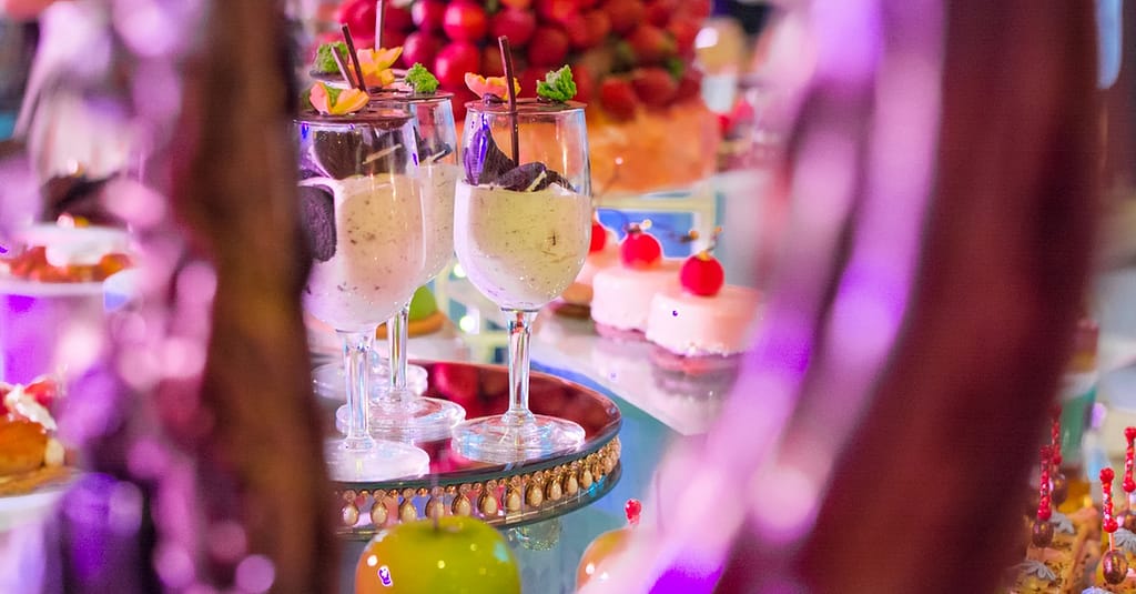 5* Sunday Brunch With Drinks: Child (Aed 79), Adult (Aed 159) Dubai restaurants Shop Online at Dubai Trades 8
