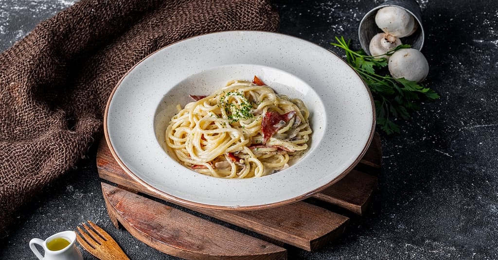 50 Or 100 Aed Food Vouchers On The Menu At Yalla Stackz, Wahda Mall Abu Dhabi restaurants Shop Online at Dubai Trades 9