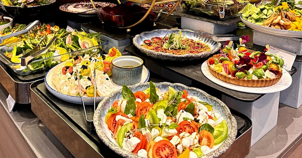 5*Night Buffet W/ Soft Beverage For Child Or House Beverage For Adults Dubai restaurants Shop Online at Dubai Trades 5
