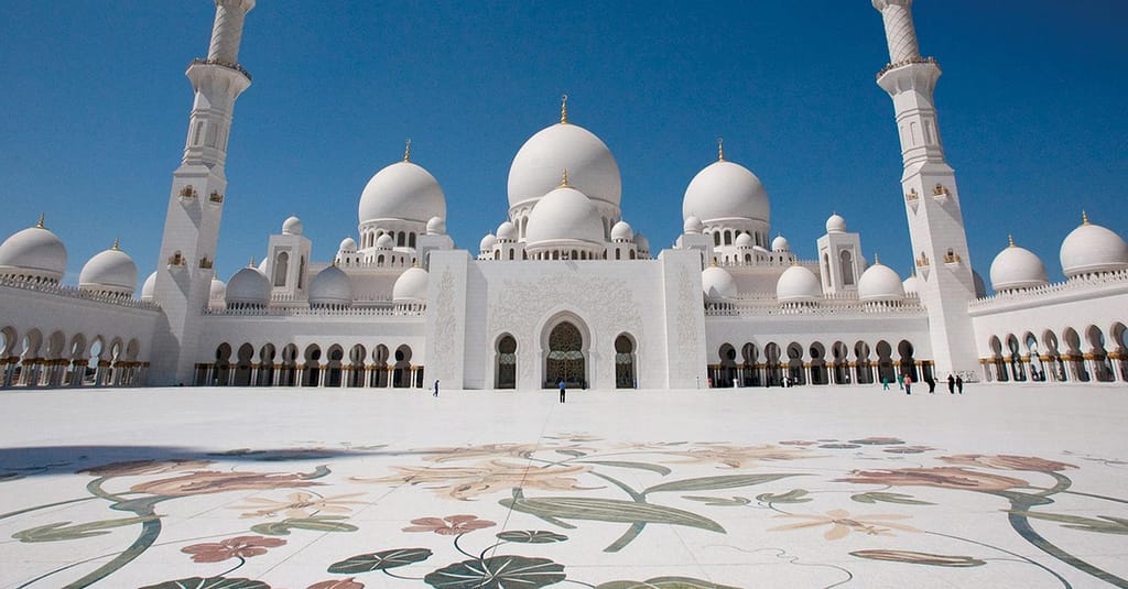 Abu Dhabi City Tour: Child (Aed 109), Adult (Aed 115) Dubai package Shop Online at Dubai Trades 2