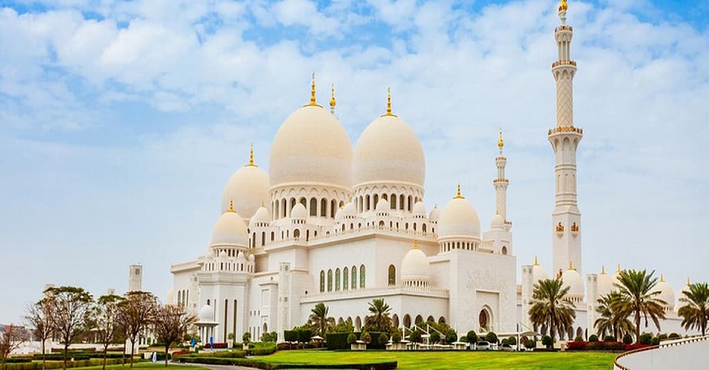 Abu Dhabi City Tour Dubai package Shop Online at Dubai Trades 2