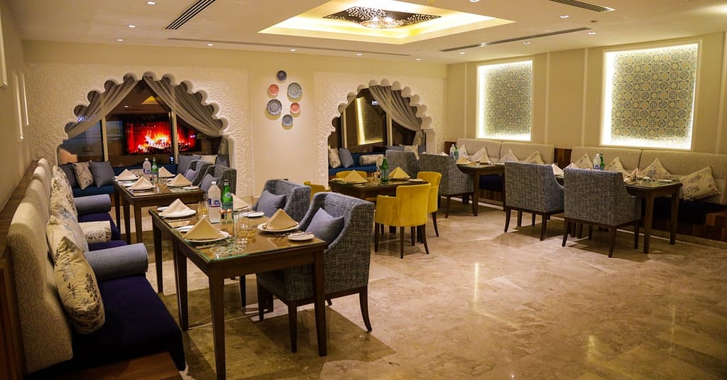 Aed 100 Toward Food And Drinks Dubai restaurants Shop Online at Dubai Trades 2