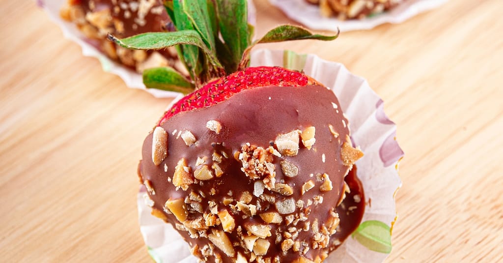 Aed 100 Towards Treats Boxes Dubai restaurants Shop Online at Dubai Trades 19