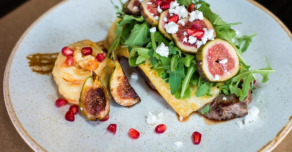 Aed 150 To Spend On Food Dubai restaurants Shop Online at Dubai Trades 3