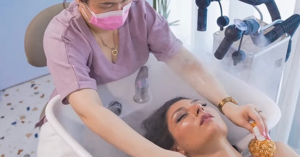 Aed 200, 300, Or 400 Gift Voucher Towards Spa Treatments Dubai other Shop Online at Dubai Trades 8