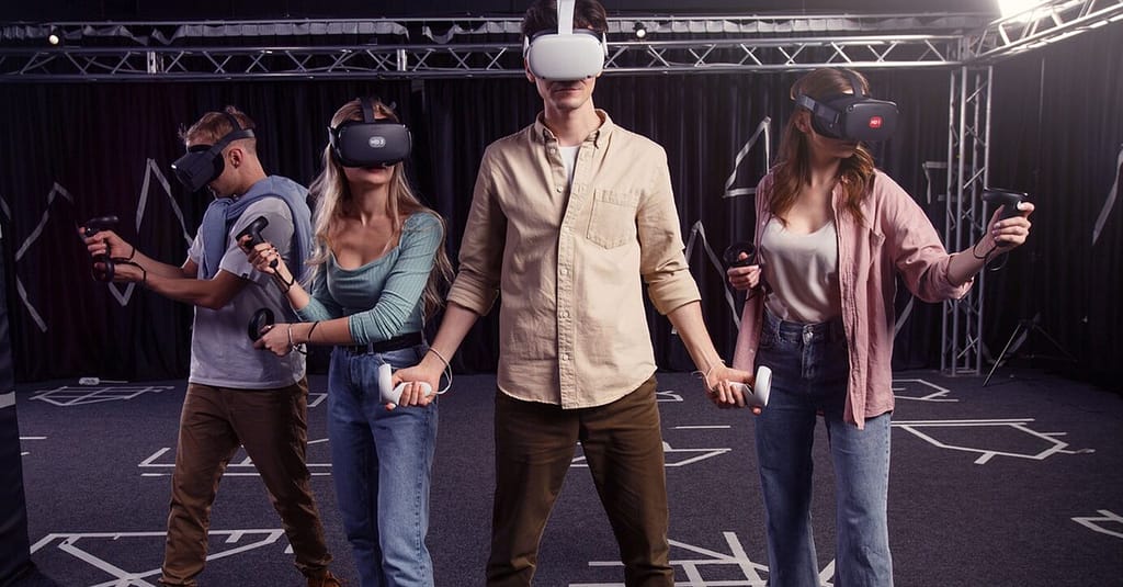 Anvio Vr Single Ticket Experience For Up To Eight At Anvio Vr Dubai activities Shop Online at Dubai Trades 8