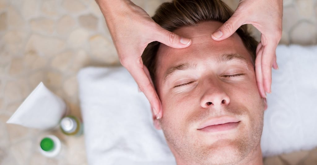 Basic Facial (Mens) With Optional Hair Wash, Blow Dry, And More Sharjah & N. Emirates other Shop Online at Dubai Trades 2