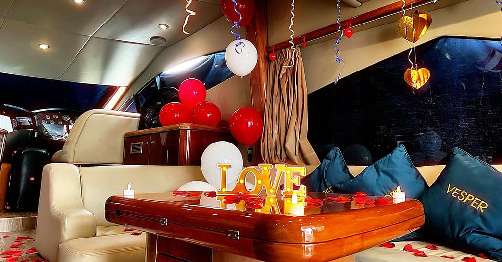 Birthday, Romantic, Bachelor/Bachelorette Party Decorations For Yachts Dubai restaurants Shop Online at Dubai Trades 18