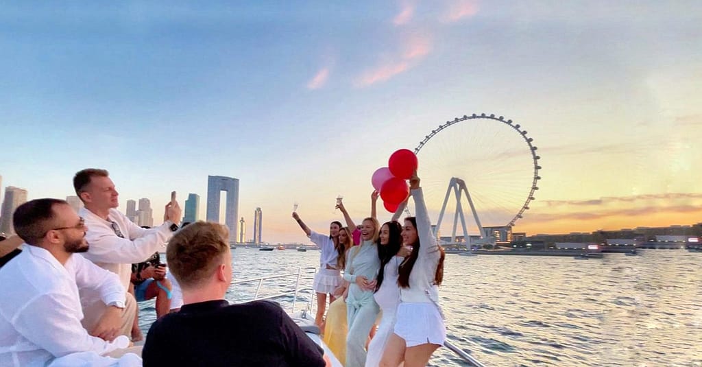 Birthday, Romantic, Bachelor/Bachelorette Party Decorations For Yachts Dubai restaurants Shop Online at Dubai Trades 7