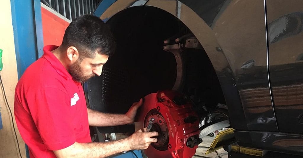 Brake Pad Change Labour Dubai car Shop Online at Dubai Trades 6