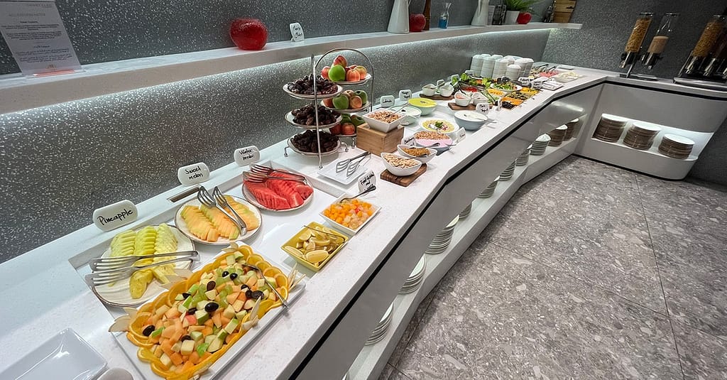 Breakfast Buffet For 1, 2 Or 4 Adults Dubai restaurants Shop Online at Dubai Trades 3