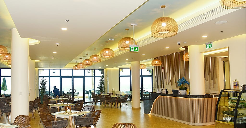 Breakfast Buffet W/ Pool & Beach Access: One Child & Up To 4 Adults Dubai restaurants Shop Online at Dubai Trades 5