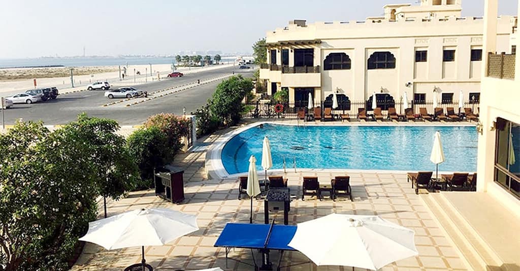 Breakfast Buffet W/ Pool & Beach Access: One Child & Up To 4 Adults Dubai restaurants Shop Online at Dubai Trades 8