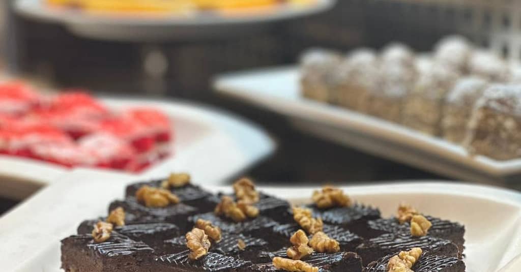 Breakfast Buffet With Drinks Abu Dhabi restaurants Shop Online at Dubai Trades 4