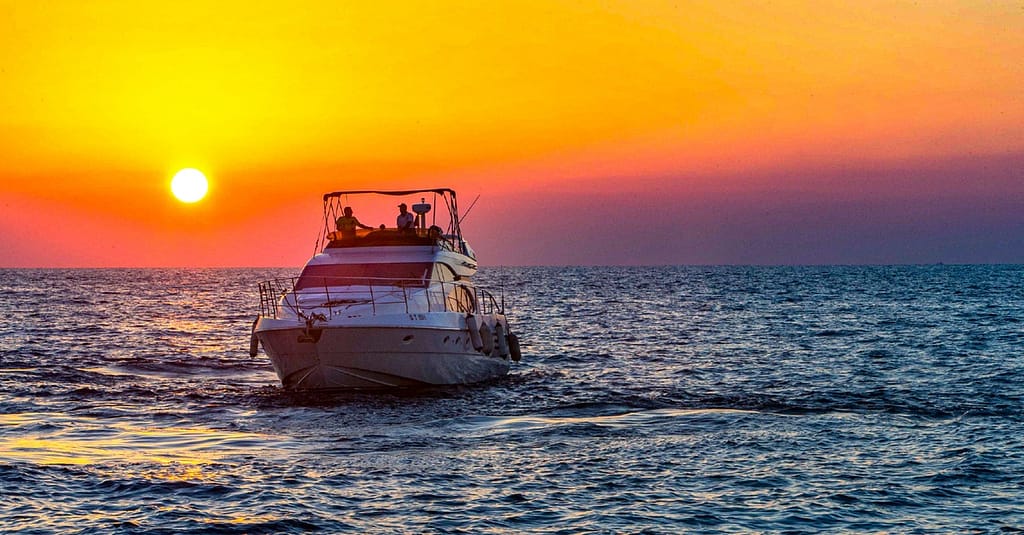 Centaurus Yatch Tour – Mid Day, Sunset Or Night Tours Dubai activities Shop Online at Dubai Trades 2