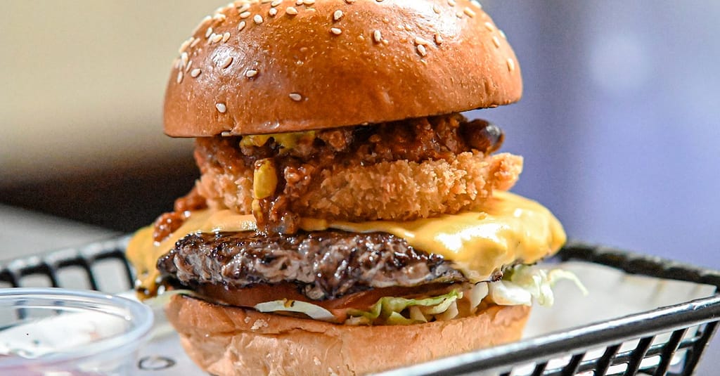 Choice Of Any 1, 2 Or 4 Burger With 2, 4 Or 8 House/Soft Beverages Dubai restaurants Shop Online at Dubai Trades 5