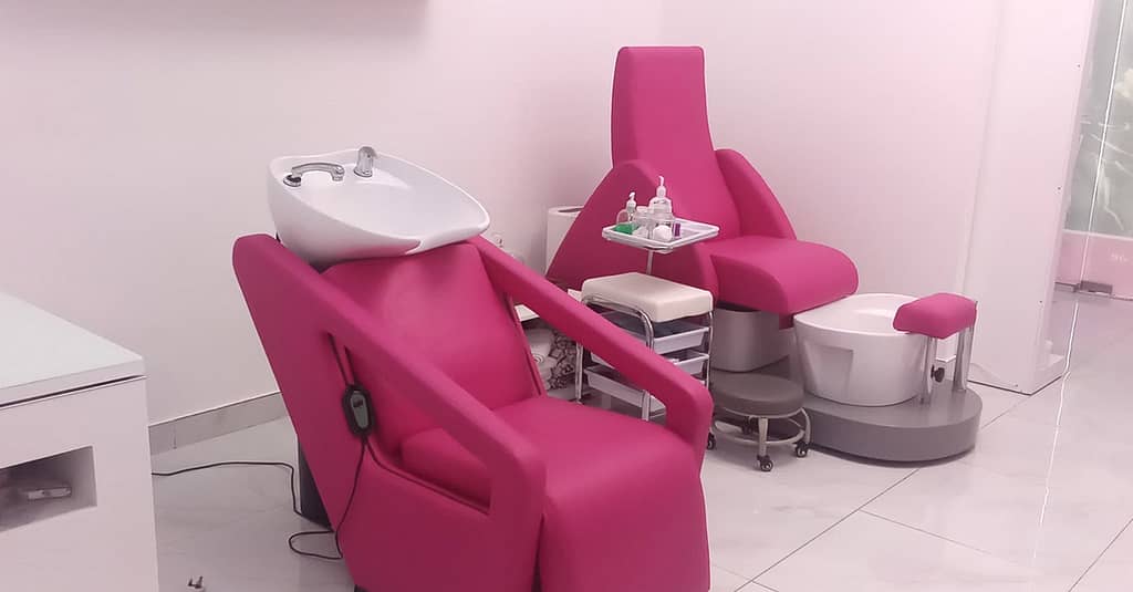 Choice Of Deep Cleansing, Brightening, Dr. Renaud, Or Casmara Facial Dubai other Shop Online at Dubai Trades 6