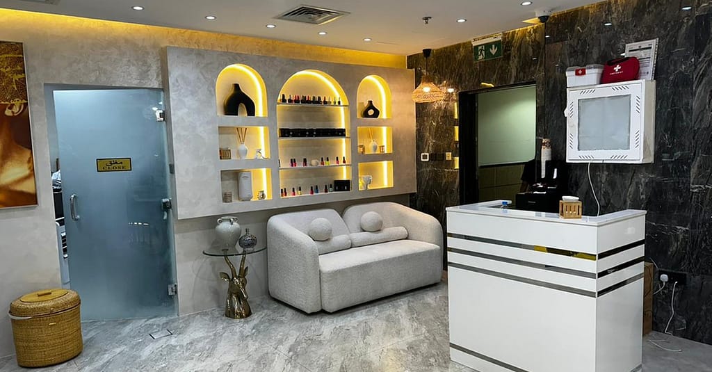 Choice Of Hair Wash And Blowdry At Bronzette Salon Dubai other Shop Online at Dubai Trades 12