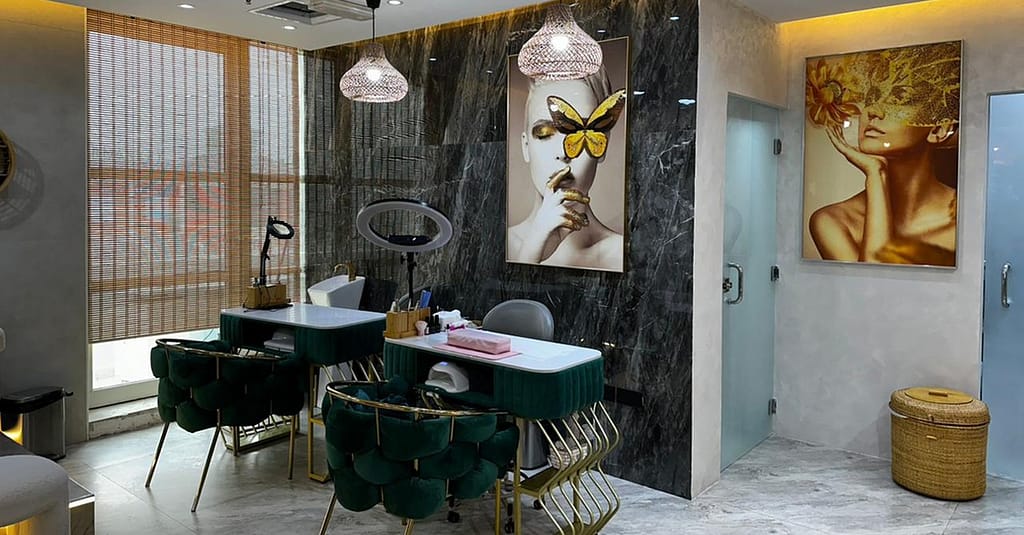 Choice Of Hair Wash And Blowdry At Bronzette Salon Dubai other Shop Online at Dubai Trades 8