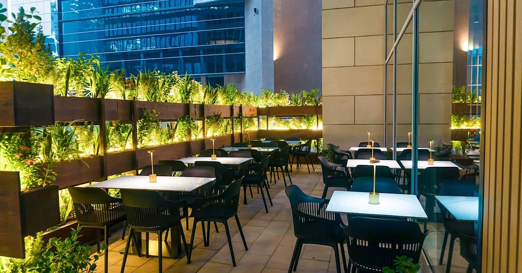 Choice Of Pizza(S) For Four People With House Beverages Dubai restaurants Shop Online at Dubai Trades 5