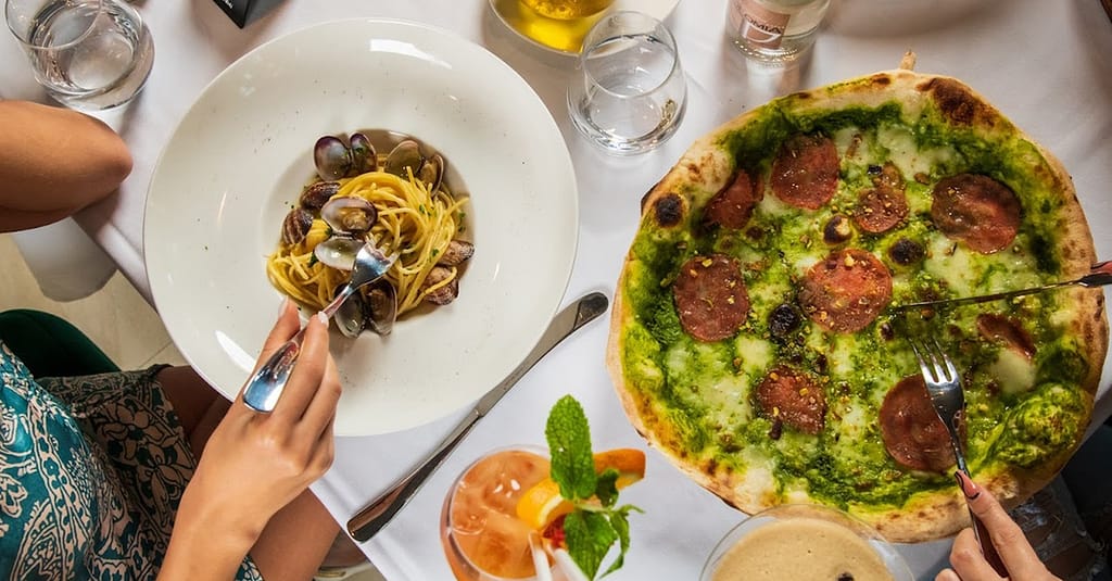 Choice Of Pizza(S) For Four People With House Beverages Dubai restaurants Shop Online at Dubai Trades 8