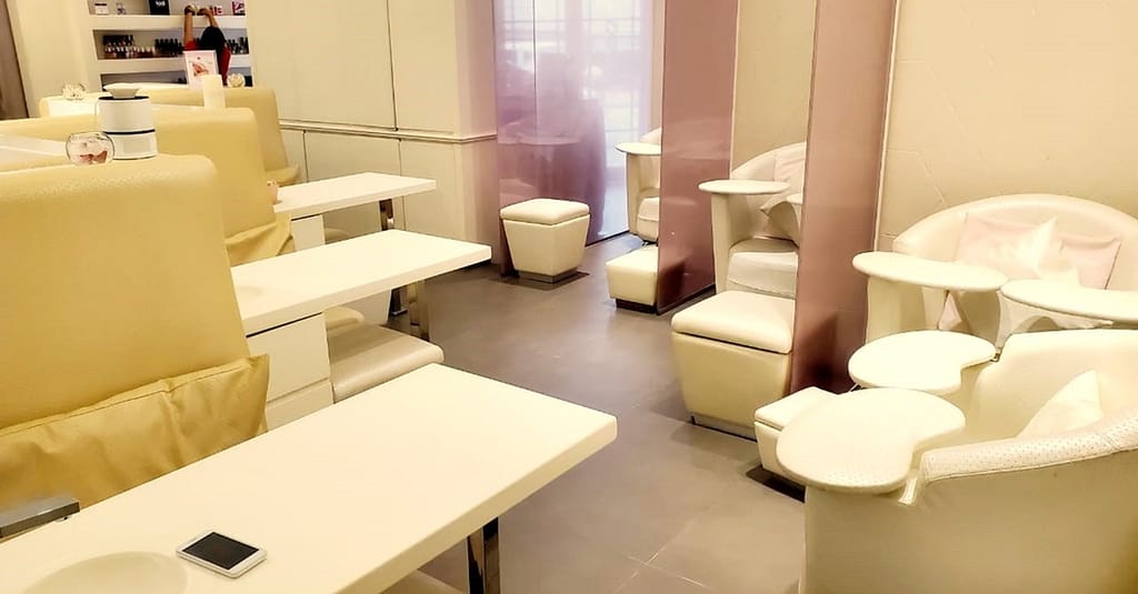 Choice-Of-Waxing At Colours Bar Ladies Salon Dubai other Shop Online at Dubai Trades 3