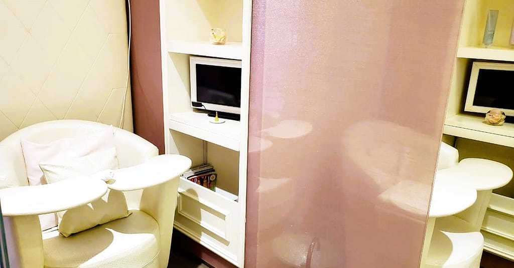 Choice-Of-Waxing At Colours Bar Ladies Salon Dubai other Shop Online at Dubai Trades 6