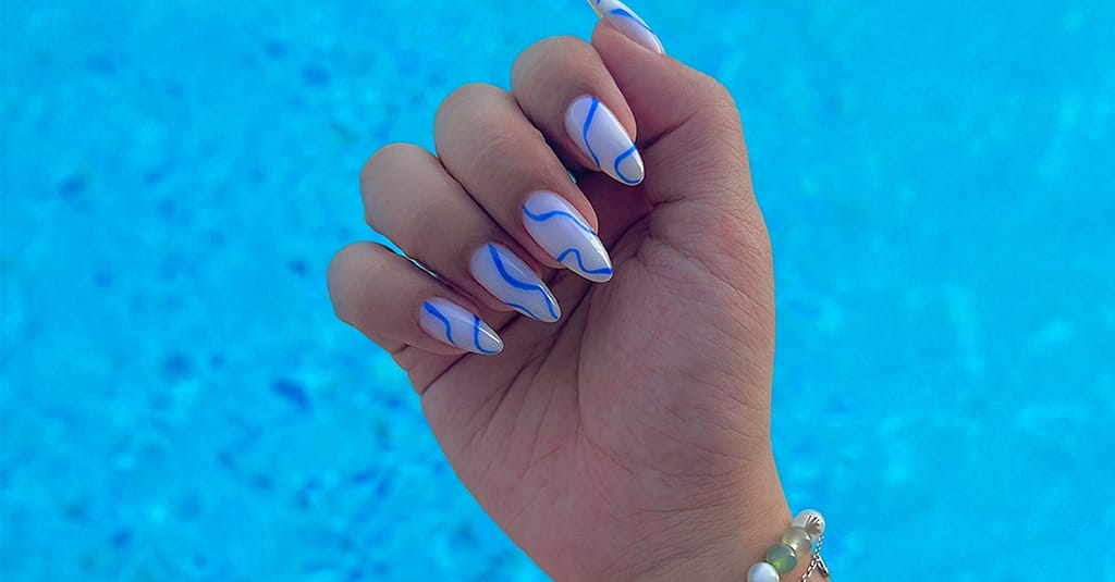 Classic, Gelish Mani-Pedi Or Regular Polish At Spaces Salon & Spa National Deal other Shop Online at Dubai Trades 9