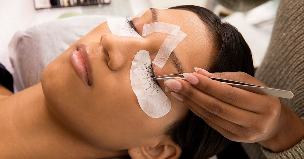 Classic Individual One By One Lash Extensions And Eyebrow Lamination Dubai other Shop Online at Dubai Trades 2