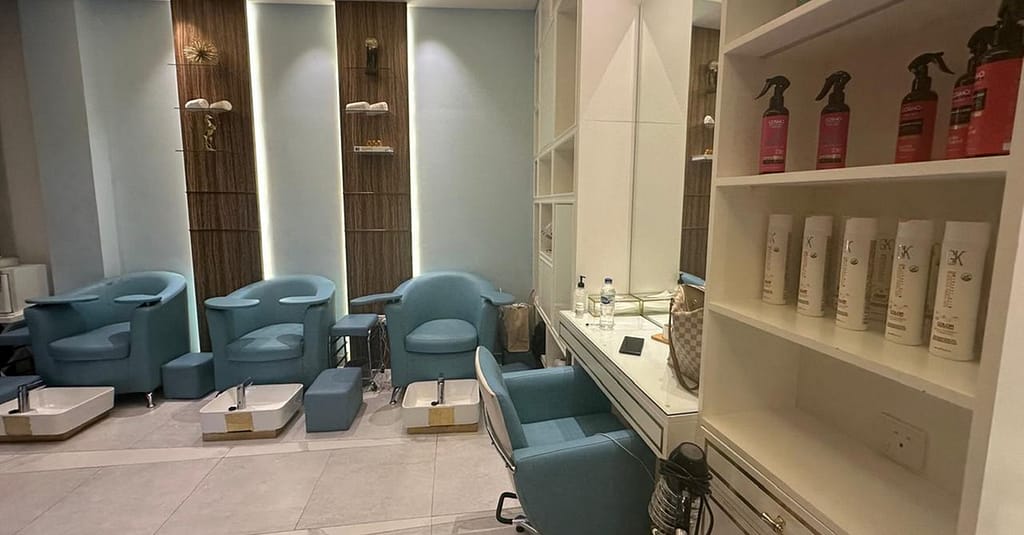 Refresh Your Look With A Haircut, Haircolor Or Organic Hair Treatment Dubai other Shop Online at Dubai Trades 5